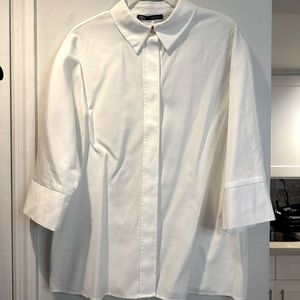 ✨Zara “ White Button Down Top !
